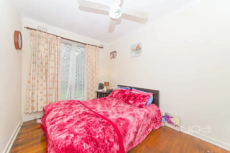 Sixth view of Homely house listing, 1 Biltris Court, Jacana VIC 3047