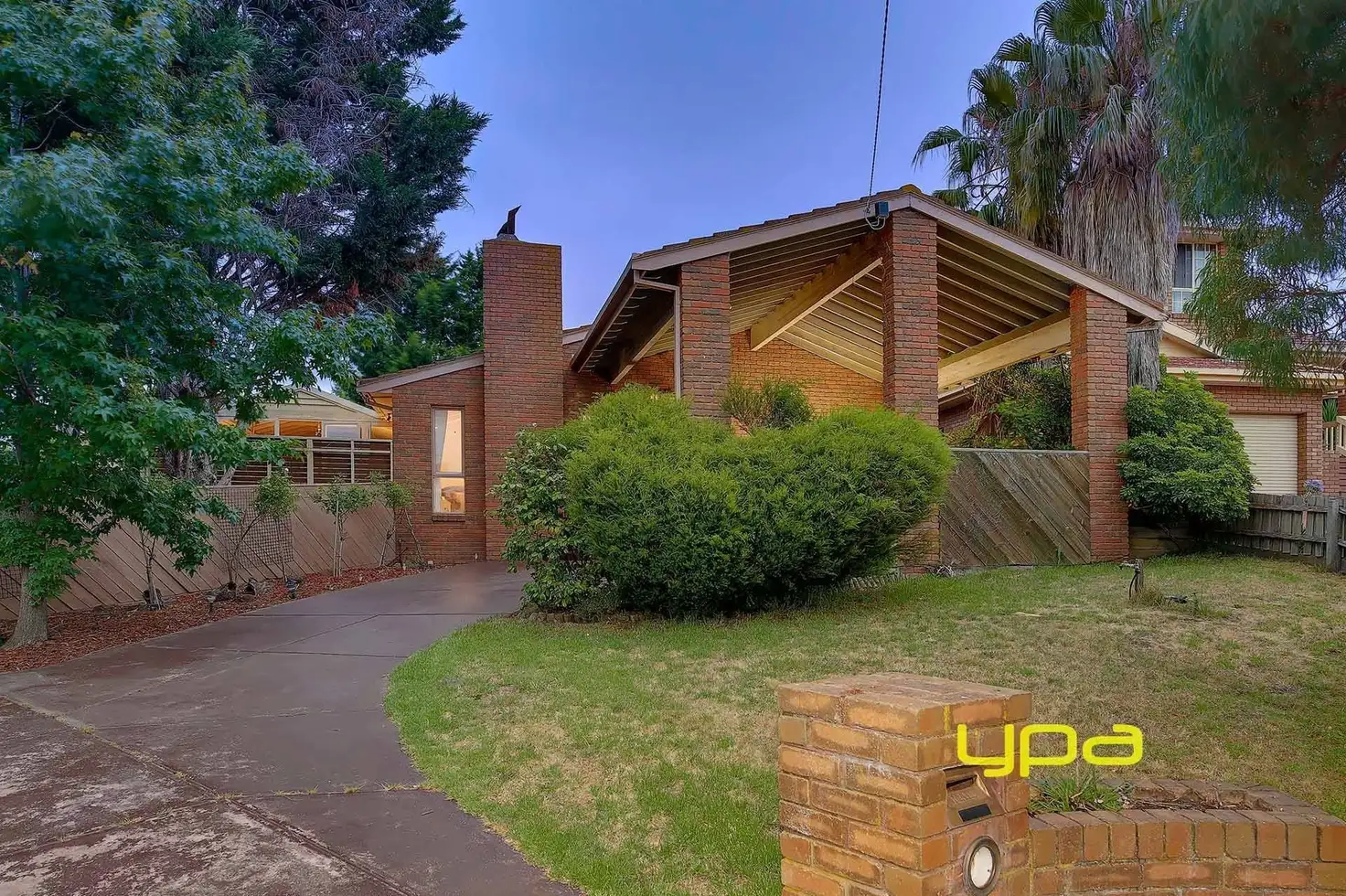 Main view of Homely house listing, 10 Davidson Court, Attwood VIC 3049