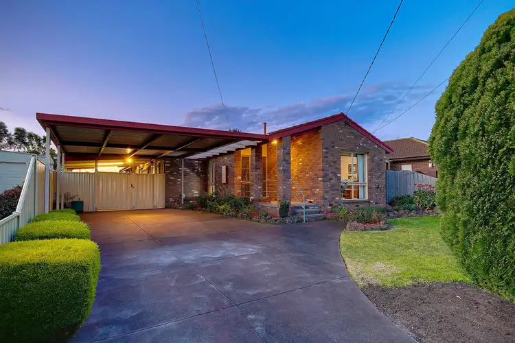 14 Carlinga Court, Gladstone Park VIC 3043