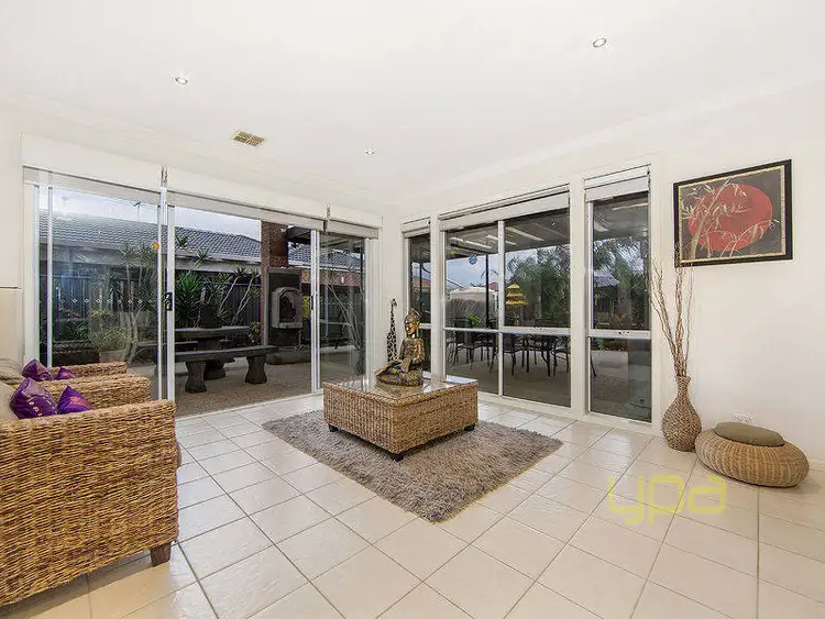 Sixth view of Homely house listing, 2 Scotney Crescent, Derrimut VIC 3030