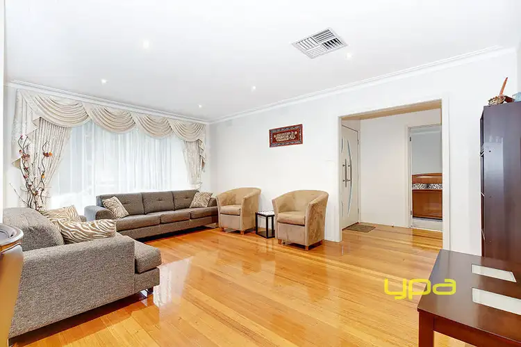 Sixth view of Homely house listing, 6 Ashwood Close, Gladstone Park VIC 3043