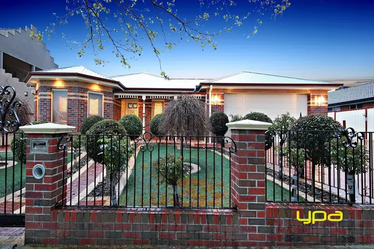 9 Lancelot Court, Hillside VIC 3037