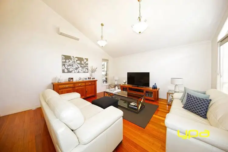 Fifth view of Homely house listing, 4 Hailey Court, Taylors Lakes VIC 3038