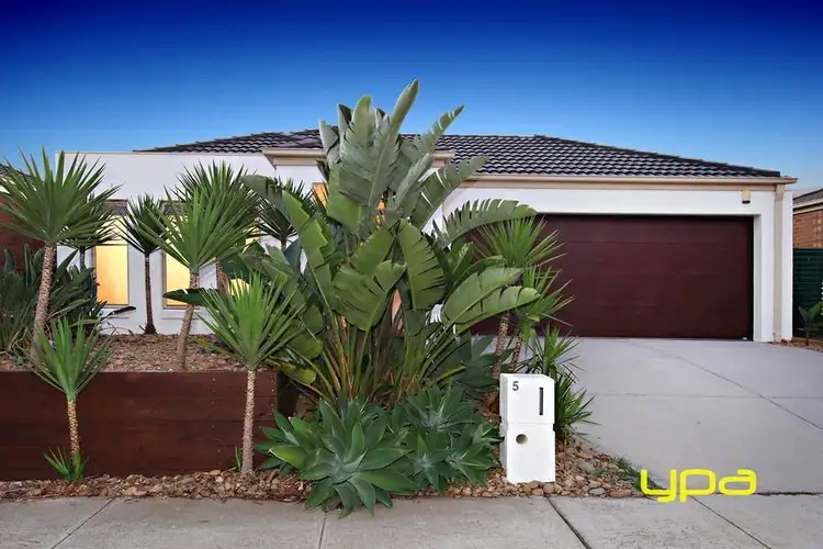 Second view of Homely house listing, 5 Yellowgum Street, Burnside Heights VIC 3023