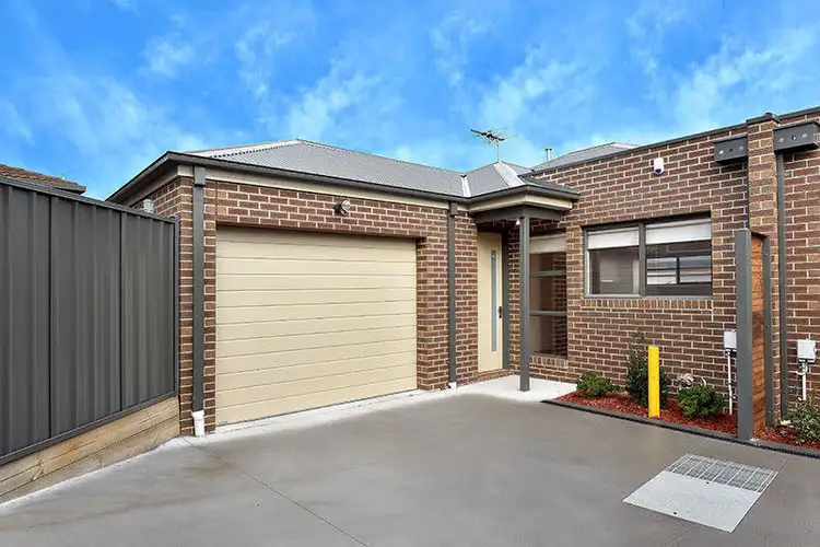 Main view of Homely unit listing, 2/4 Avion Place, Westmeadows VIC 3049