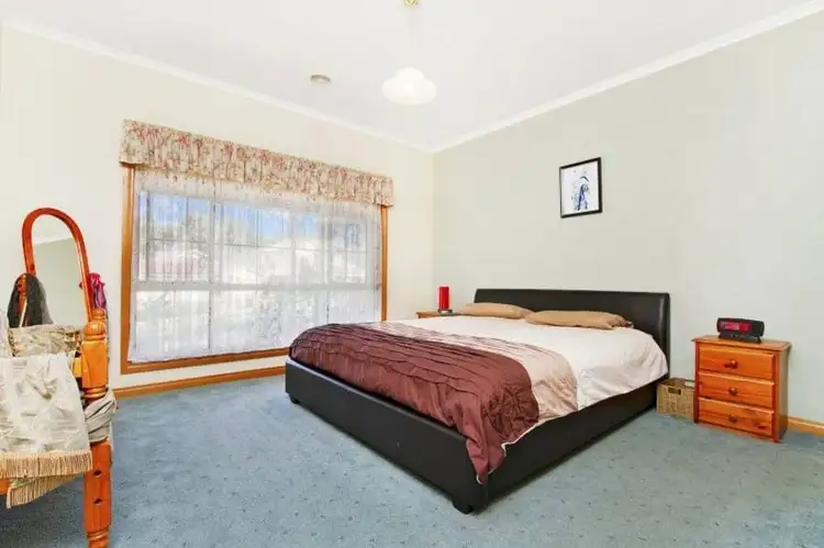 Seventh view of Homely house listing, 33 Fullwood Drive, Sunbury VIC 3429