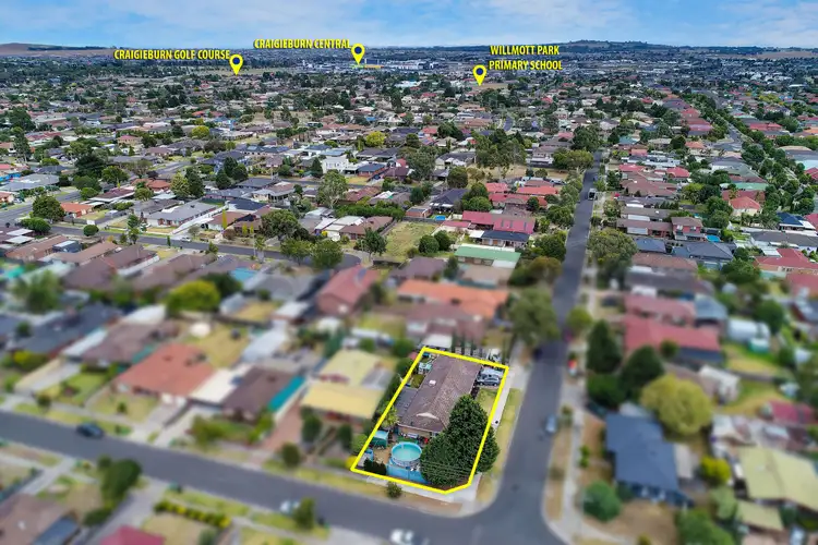 Second view of Homely house listing, 17 Keysborough Street, Craigieburn VIC 3064