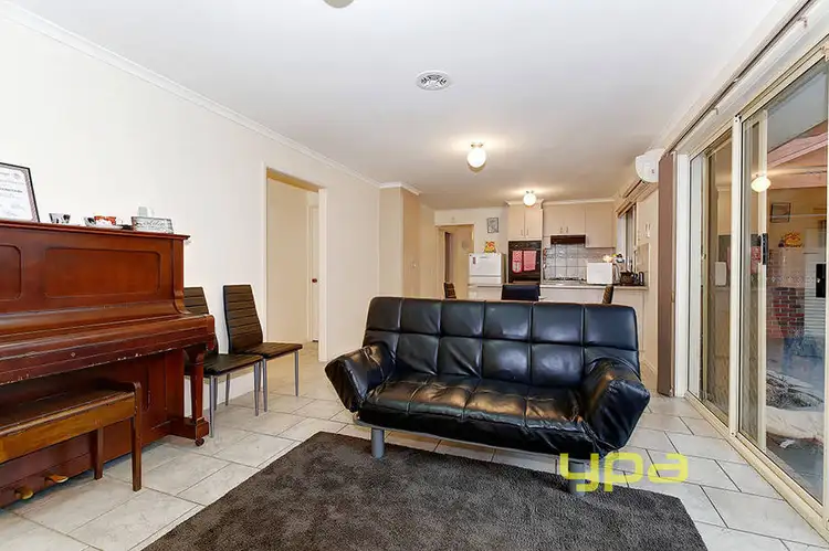 Seventh view of Homely house listing, 8 Whitmore Place, Hillside VIC 3037