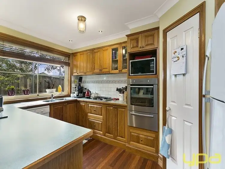 Second view of Homely house listing, 2 Skye Court, Sunbury VIC 3429