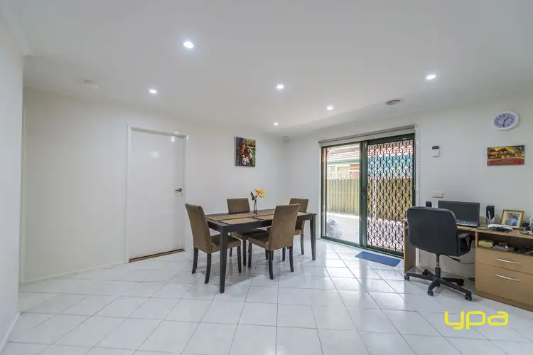 Fourth view of Homely house listing, 5 Benaud Close, Meadow Heights VIC 3048