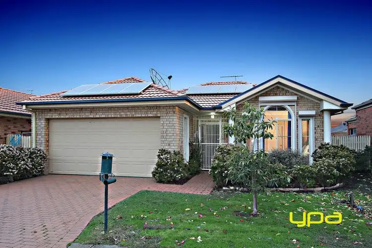 11 Durack Circuit, Taylors Hill VIC 3037