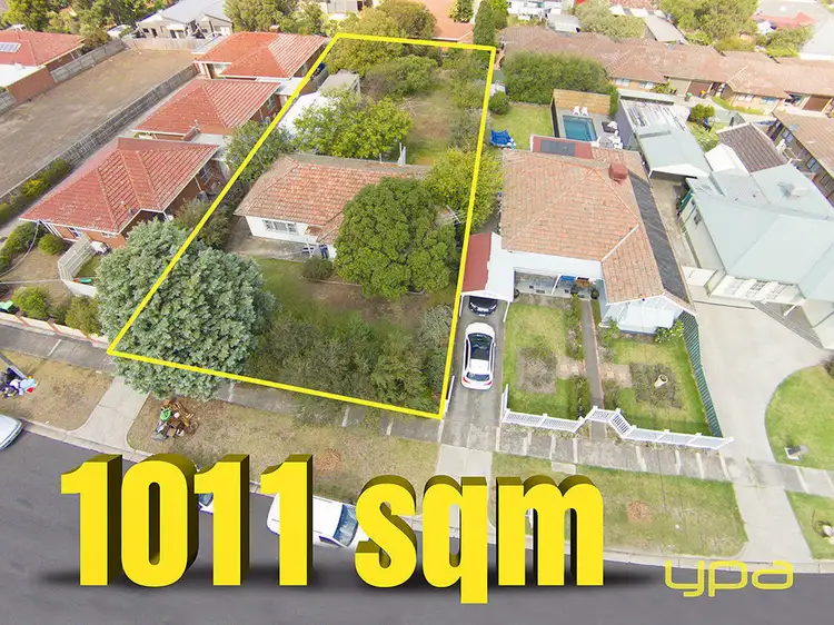 Main view of Homely house listing, 33 Kennedy Street, Glenroy VIC 3046
