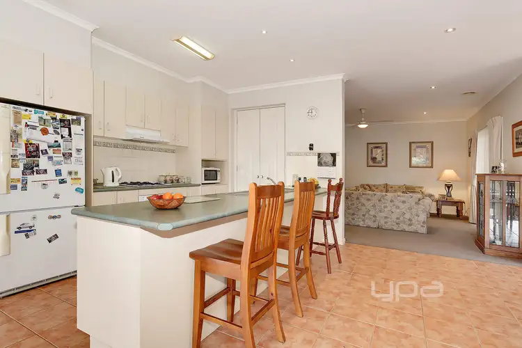 Fifth view of Homely house listing, 10 Blackwood Place, Sunbury VIC 3429
