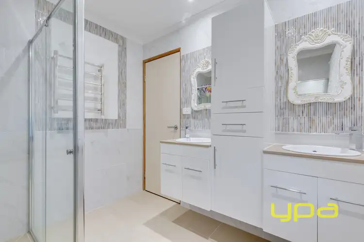 Seventh view of Homely house listing, 2 Ottery Court, Craigieburn VIC 3064