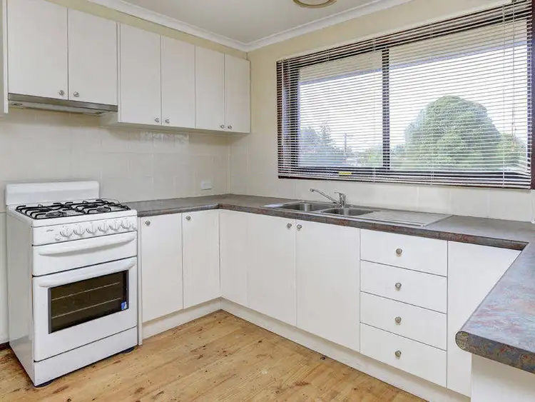 Fifth view of Homely house listing, 5 Wooten Close, Frankston VIC 3199