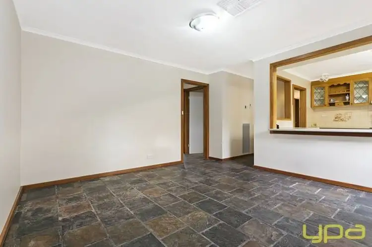 Fifth view of Homely house listing, 593 Elizabeth Drive, Sunbury VIC 3429