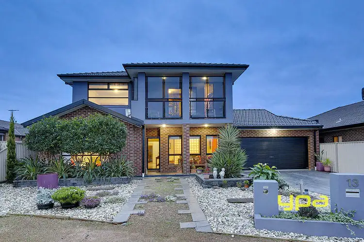 13 Hindmarsh Way, Taylors Hill VIC 3037