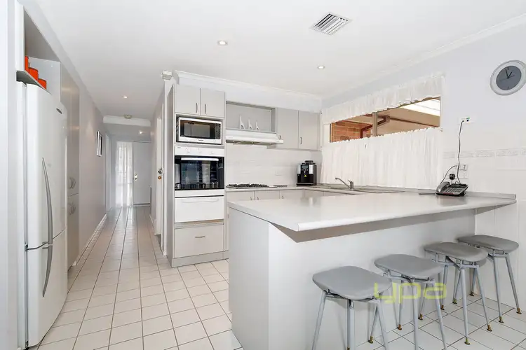 Fifth view of Homely house listing, 14 Parkhill Court, Westmeadows VIC 3049