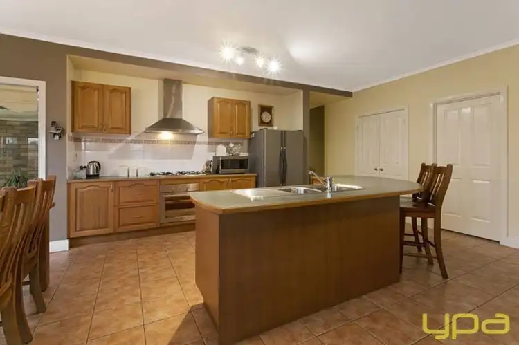 Fifth view of Homely house listing, 9 Malbec Court, Sunbury VIC 3429
