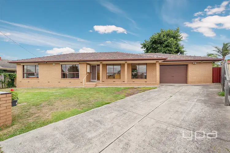 Main view of Homely house listing, 5 Aris Court, Craigieburn VIC 3064