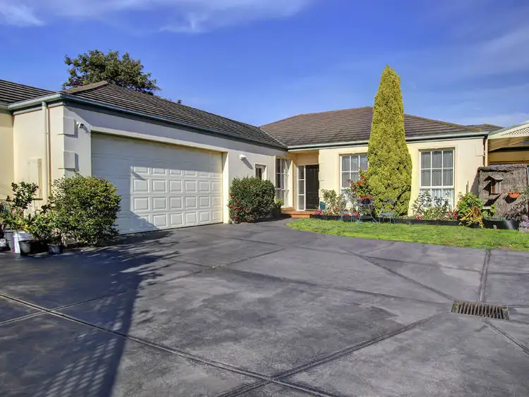 18 Dulnain Street, Mount Martha VIC 3934