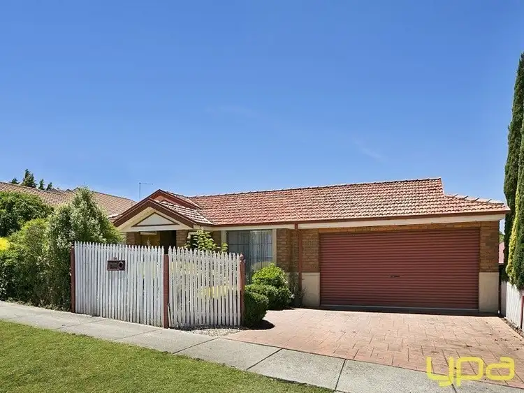 24 Heatherbrae Crescent, Sunbury VIC 3429