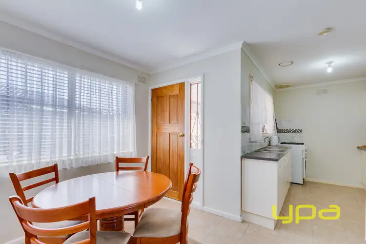 Fifth view of Homely house listing, 2 Yandoit Court, Meadow Heights VIC 3048