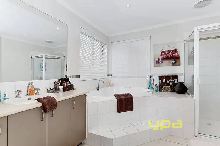 Fifth view of Homely house listing, 66 Jade Way, Hillside VIC 3037