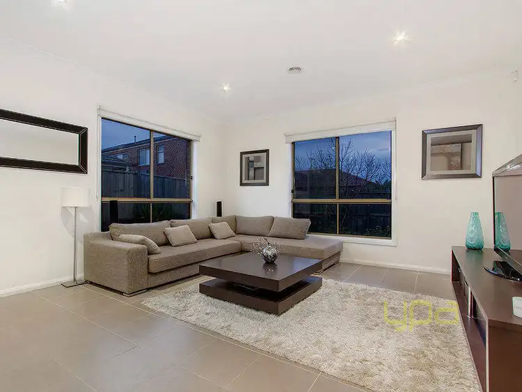 Sixth view of Homely house listing, 8 Old Course Crescent, Deer Park VIC 3023