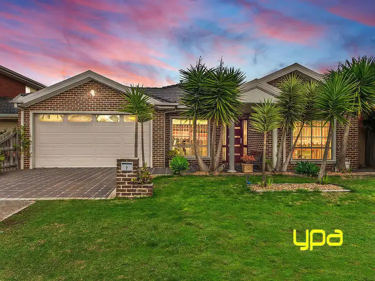 7 McGregor Court, Sunshine West VIC 3020