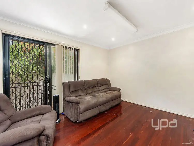 Second view of Homely unit listing, 2/98 View Street, St Albans VIC 3021