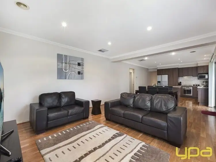 Second view of Homely house listing, 3 Lorikeet Lane, Sunbury VIC 3429