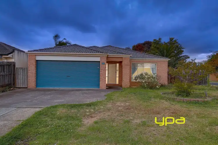 11 Ozzimo Drive, Hillside VIC 3037
