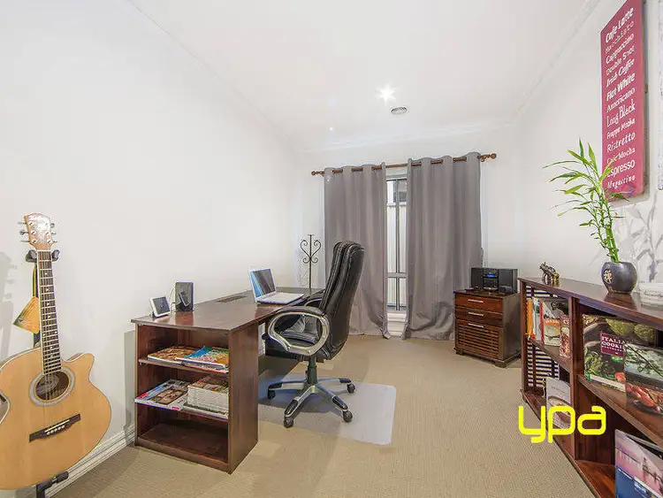 Fourth view of Homely house listing, 8 Bruce Street, Burnside Heights VIC 3023
