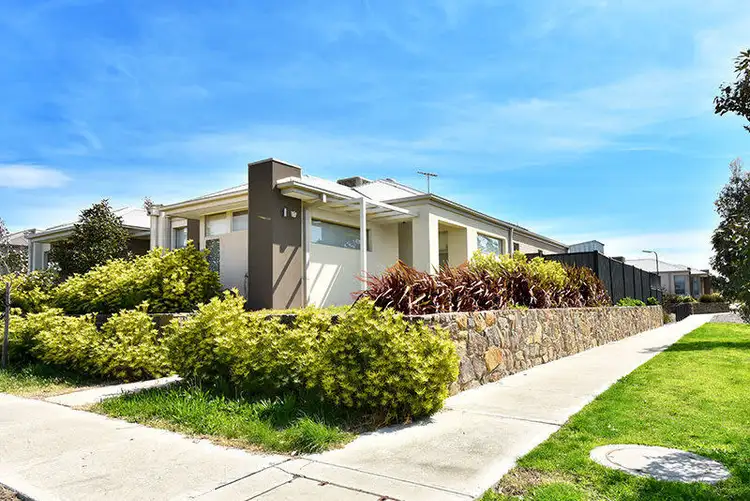 Second view of Homely house listing, 21 Kinetic Way, Craigieburn VIC 3064