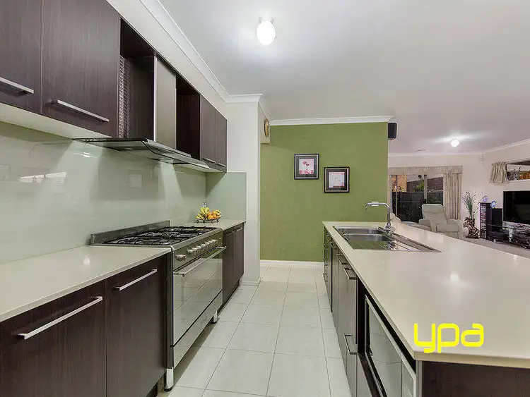 Fifth view of Homely house listing, 7 Edgerunner Circuit, St Albans VIC 3021