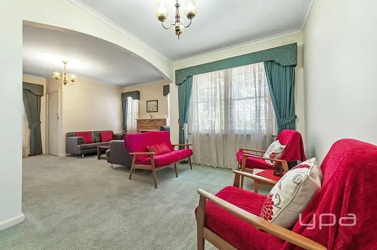 Sixth view of Homely house listing, 2 Ash Court, Glenroy VIC 3046
