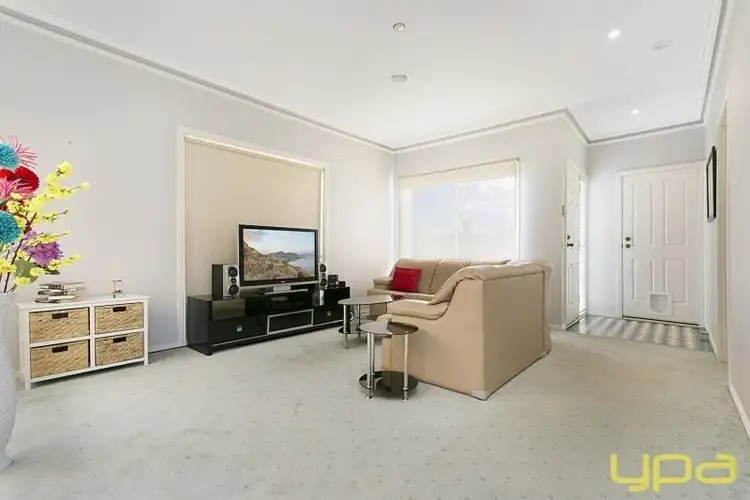 Sixth view of Homely house listing, 1 Brierly Court, Sunbury VIC 3429