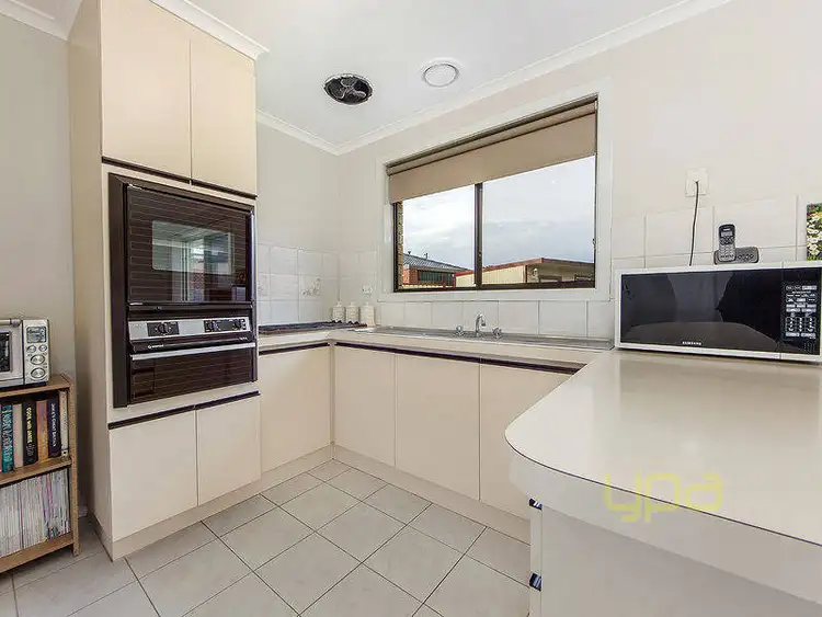 Fifth view of Homely house listing, 28 Fairfax Circuit, Albanvale VIC 3021