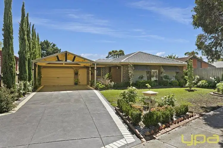 16 Muirfield Drive, Sunbury VIC 3429