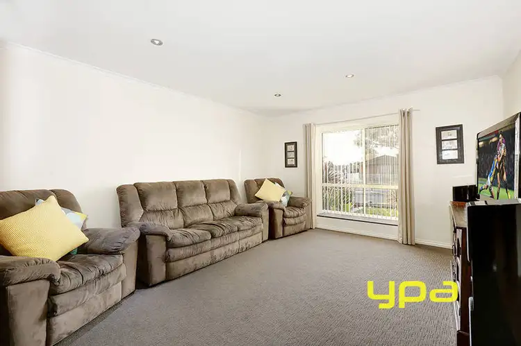 Fifth view of Homely house listing, 25 Meade Way, Sydenham VIC 3037
