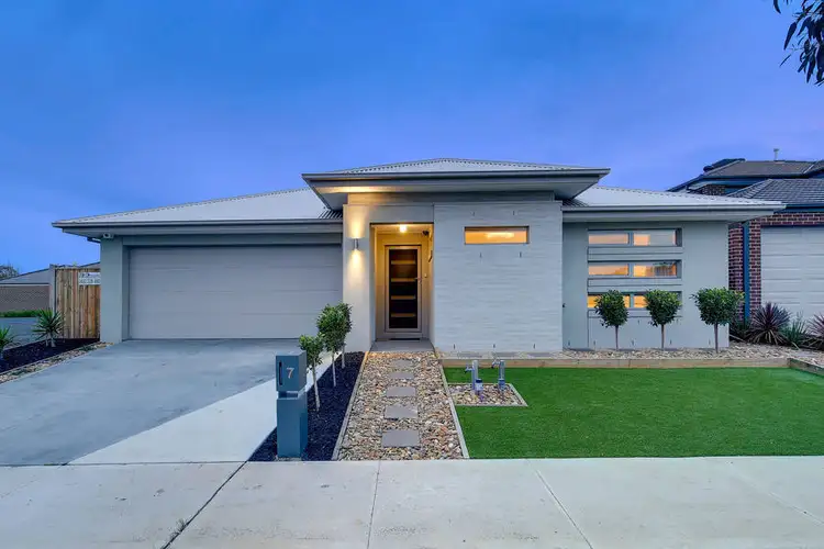 7 Bloom Avenue, Greenvale VIC 3059