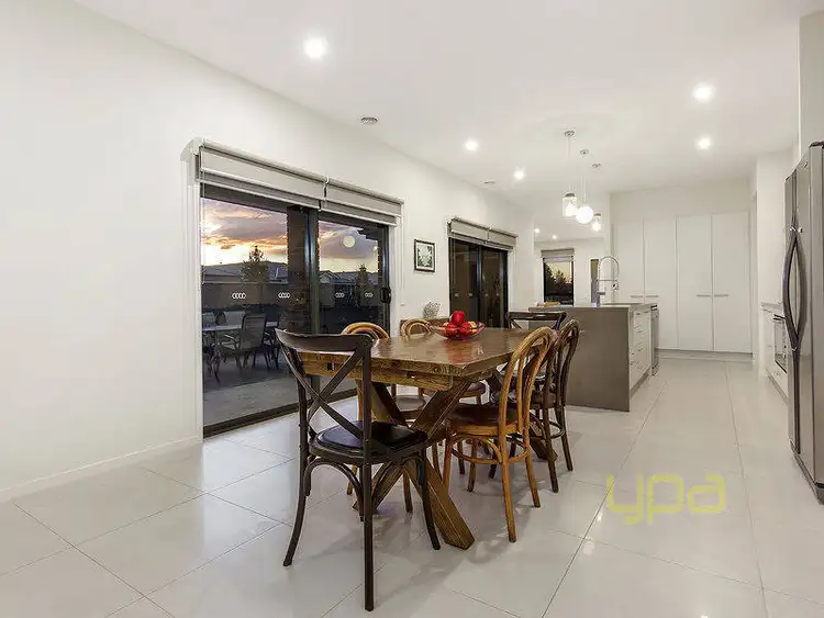 Seventh view of Homely house listing, 2 Bowmont Drive, Derrimut VIC 3030