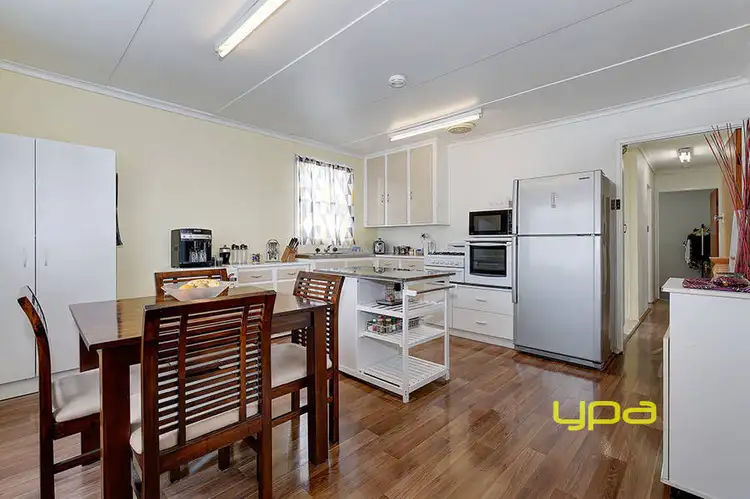 Second view of Homely house listing, 20 Mildura Crescent, Dallas VIC 3047