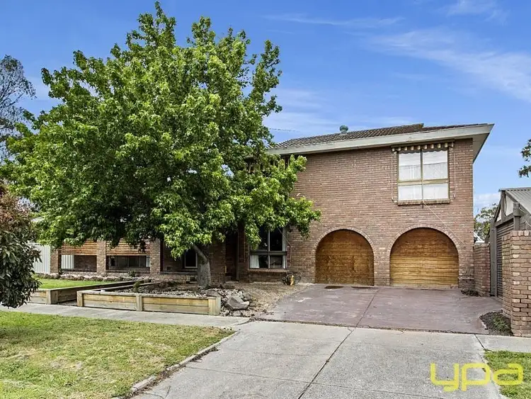 Second view of Homely house listing, 322 Elizabeth Drive, Sunbury VIC 3429