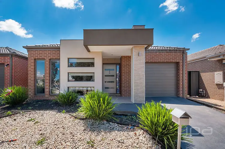 74 Moor Park Drive, Craigieburn VIC 3064