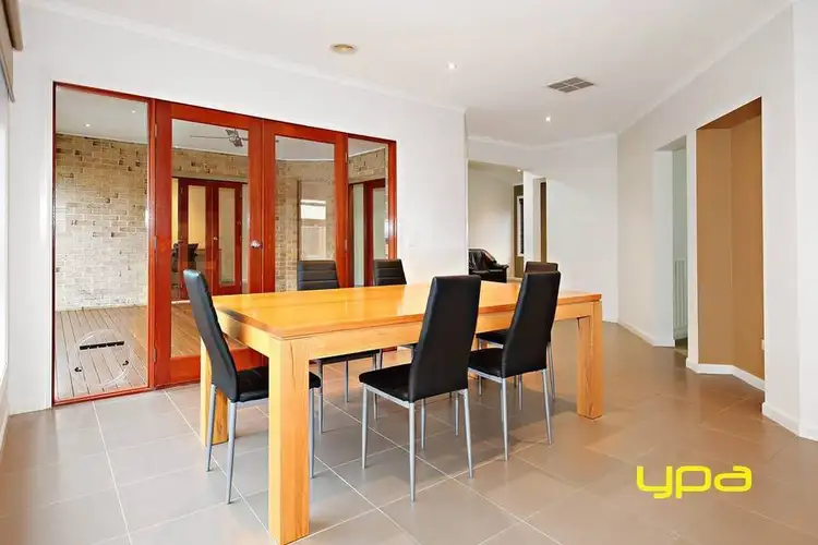 Fifth view of Homely house listing, 72 Inglewood Drive, Burnside Heights VIC 3023