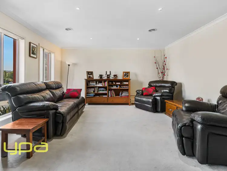 Third view of Homely house listing, 6 Redpath Court, Sunbury VIC 3429