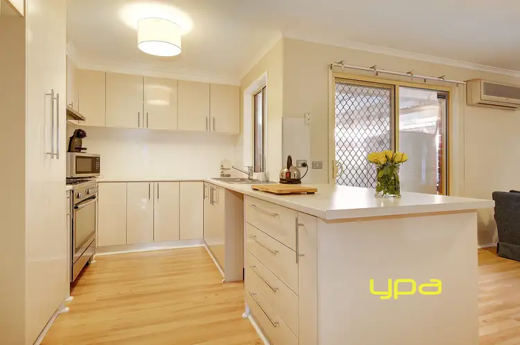 Fifth view of Homely house listing, 35 Jacaranda Place, Craigieburn VIC 3064