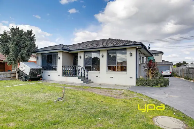Main view of Homely unit listing, 1/6 Mitchell Crescent, Meadow Heights VIC 3048